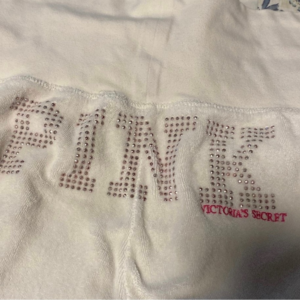 vintage vs pink sweatpants